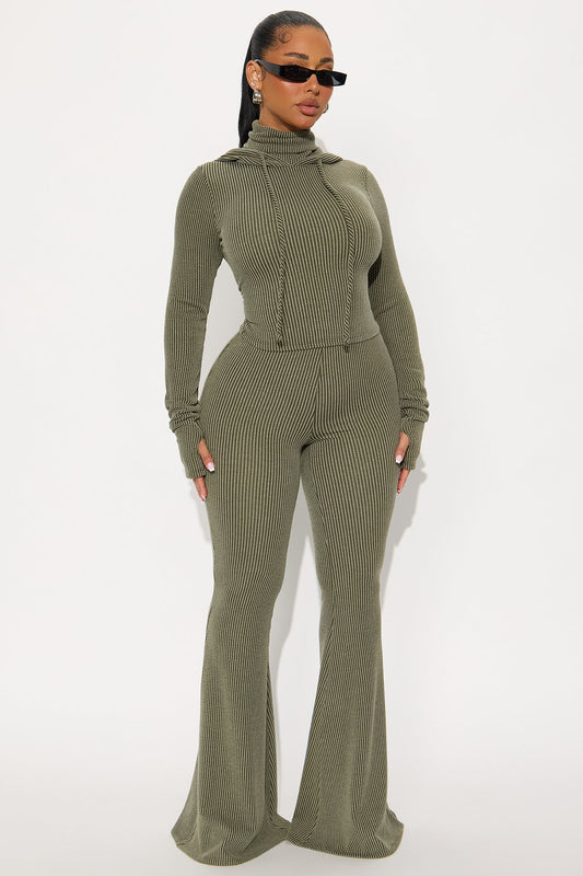 Center Of Attention Hoodie Pant Set - Olive - OVERSIZED HOODIE