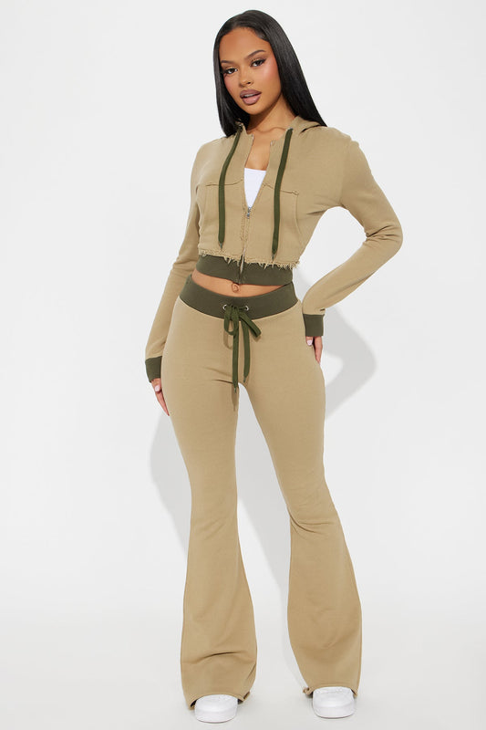Keeping Up With Me Pant Set - Olive - OVERSIZED HOODIE